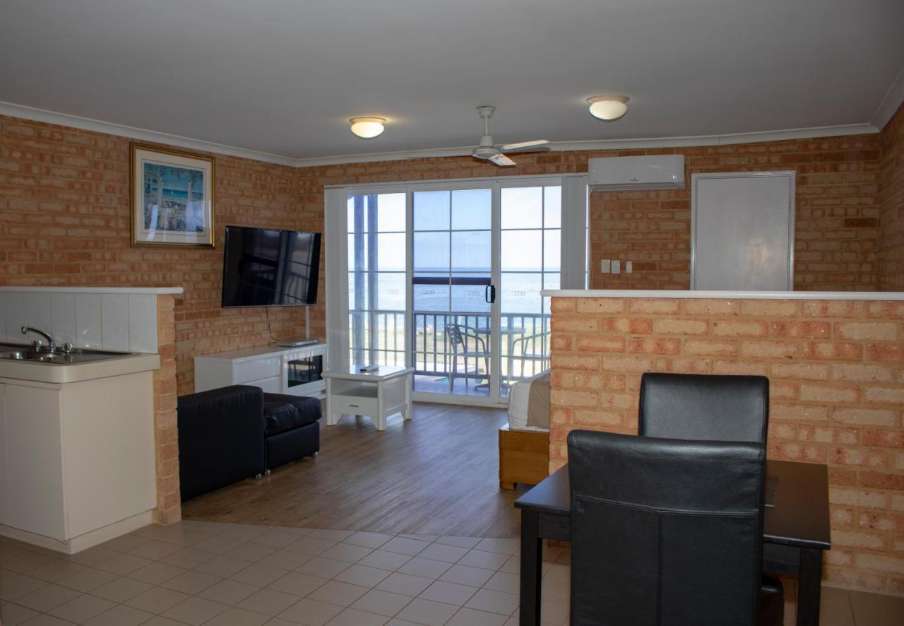Seaspray Beach Holiday Park Dongara Kültér fotó